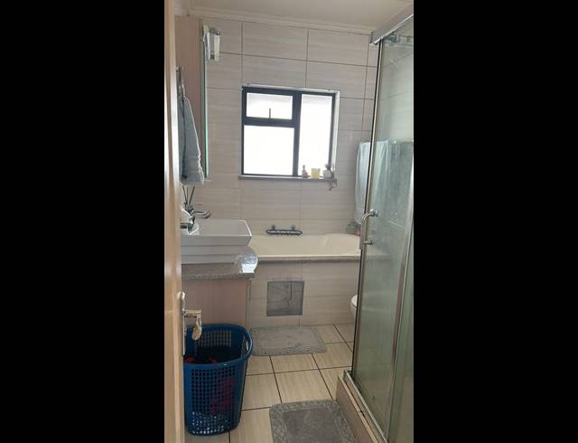 2 BEDROOM PROPERTY TO RENT IN NOORDWYK